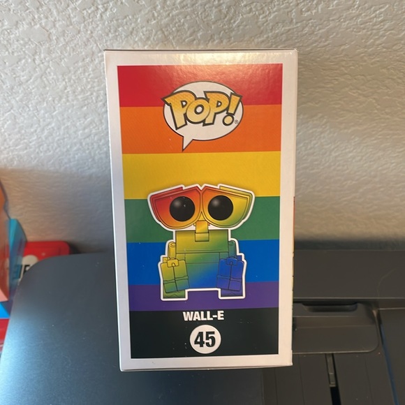 Wall-e rainbow funko pop.  Never out of box. - Picture 4 of 5